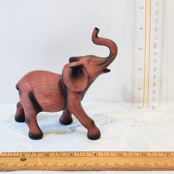 Set Of 2 modern art Deco elephants - Picture 8 of 13